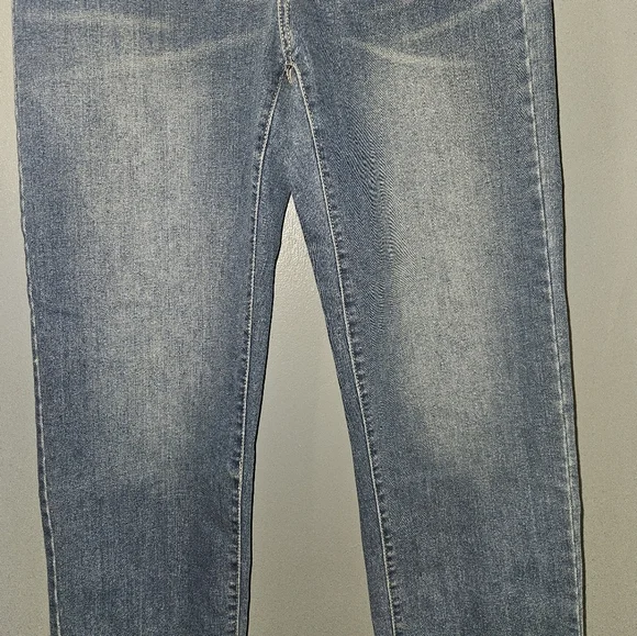 Red Star Womans Capri Jeans Size 8 - Picture 3 of 12